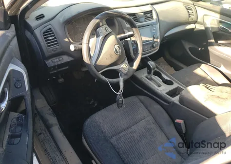 2018 Nissan Altima 2.5 from USA, damaged, VIN 1N4AL3AP8JC266722